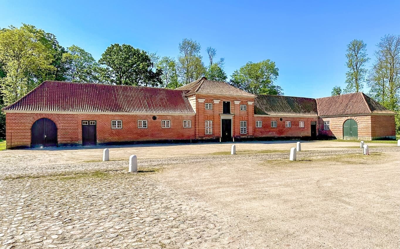 gut_emkendorf_reitpferdestall_au_en_kopie